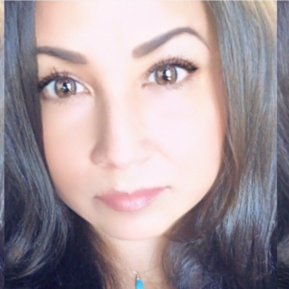 Meet your Posher, Peggy - Picture 2 of 2